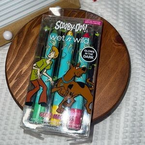🐕 Scooby Doo Wet n Wild Limited Edition 3-Piece UV Glow Face & Body Crayon…